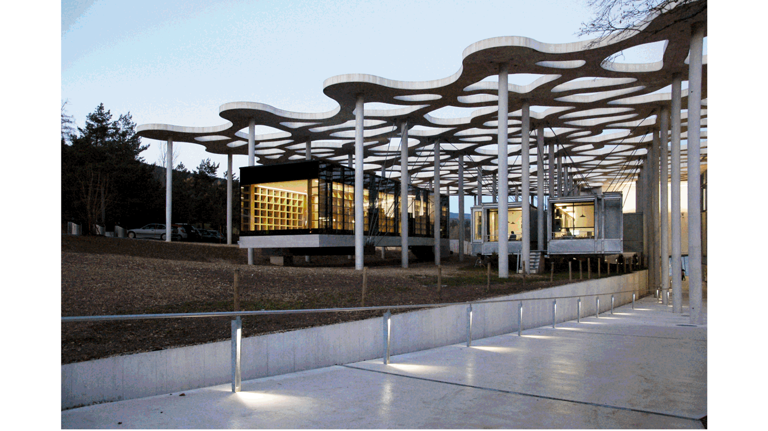 Logo de Plus 2 Architectes, animation